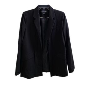 EUC Classy Black Blazer Size: Medium